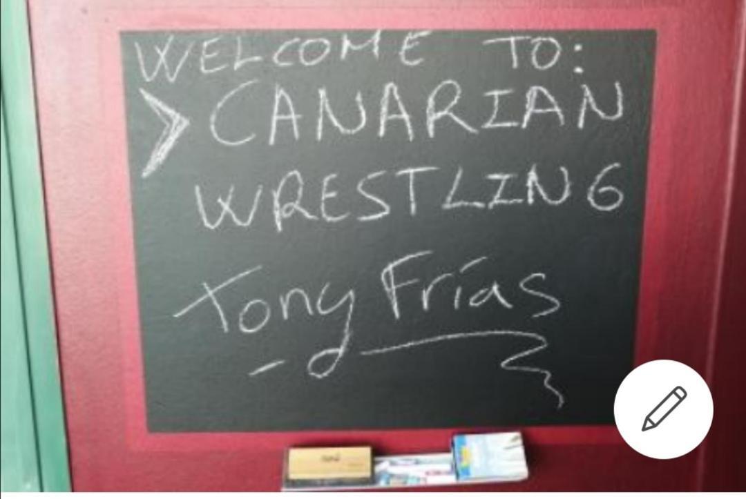Tony Frias - Canarian Wrestling La Laguna  Bagian luar foto